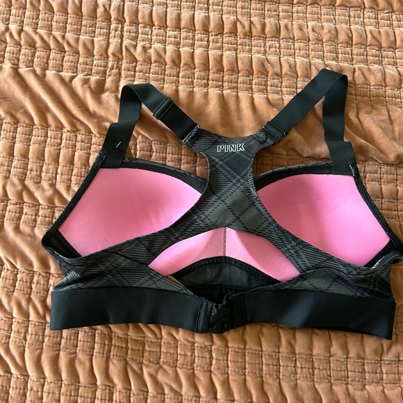 Victorias Secret Sports Bra - Picture 2 of 4